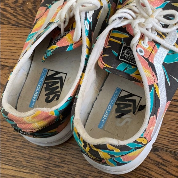 Vans Tropical Sneakers - Picture 6 of 6